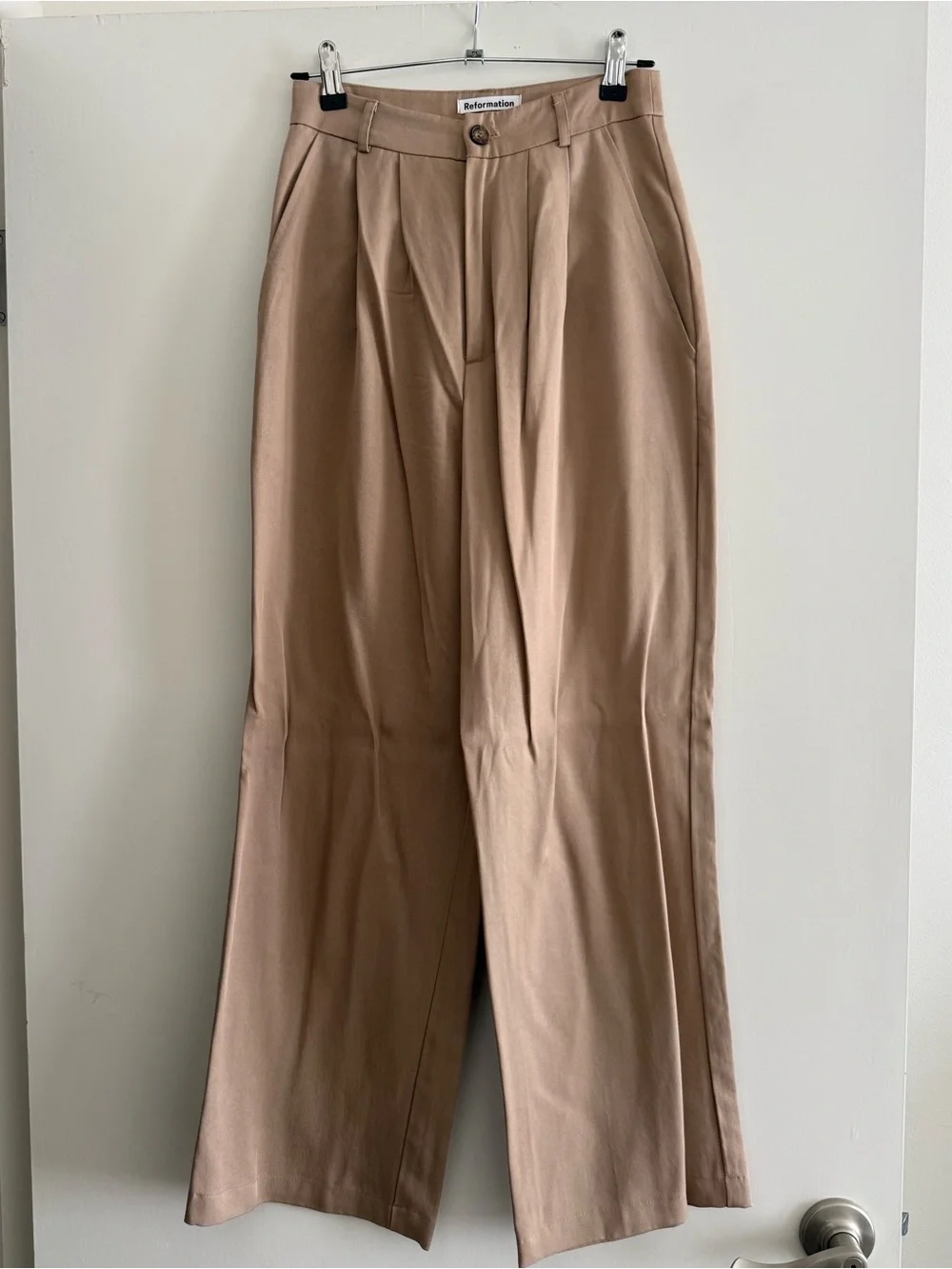 Reformation Mason Pant in Khaki